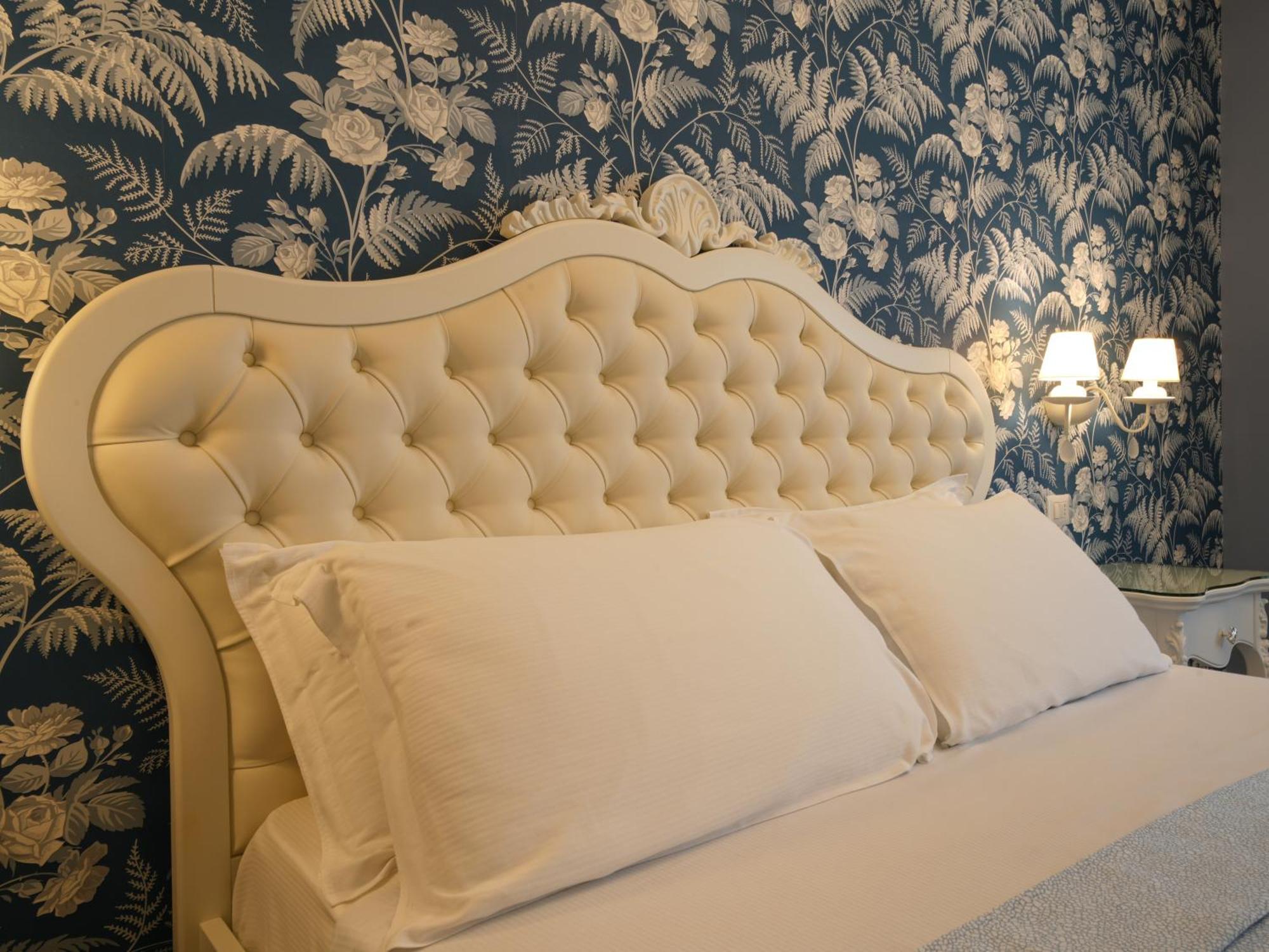 Sui Generis Tropea Luxury Rooms ภายนอก รูปภาพ
