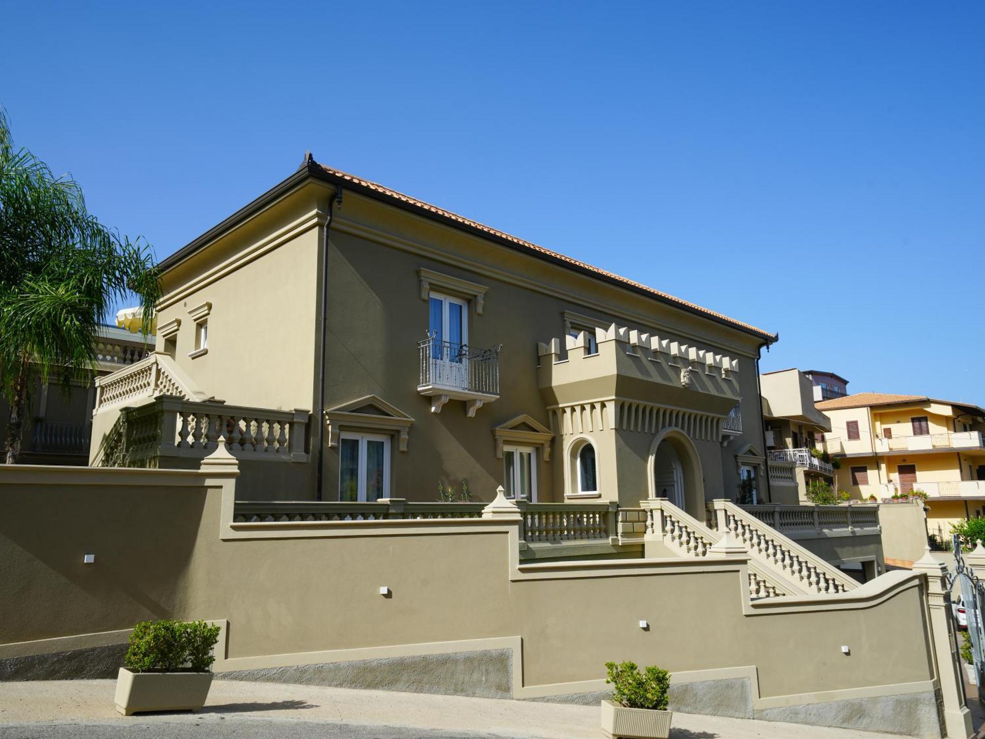 Sui Generis Tropea Luxury Rooms ภายนอก รูปภาพ