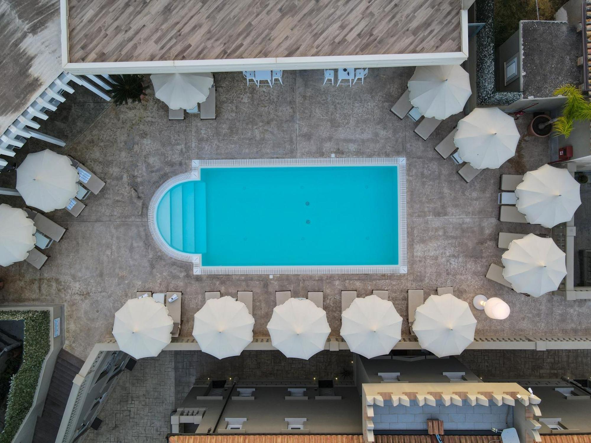 Sui Generis Tropea Luxury Rooms ภายนอก รูปภาพ