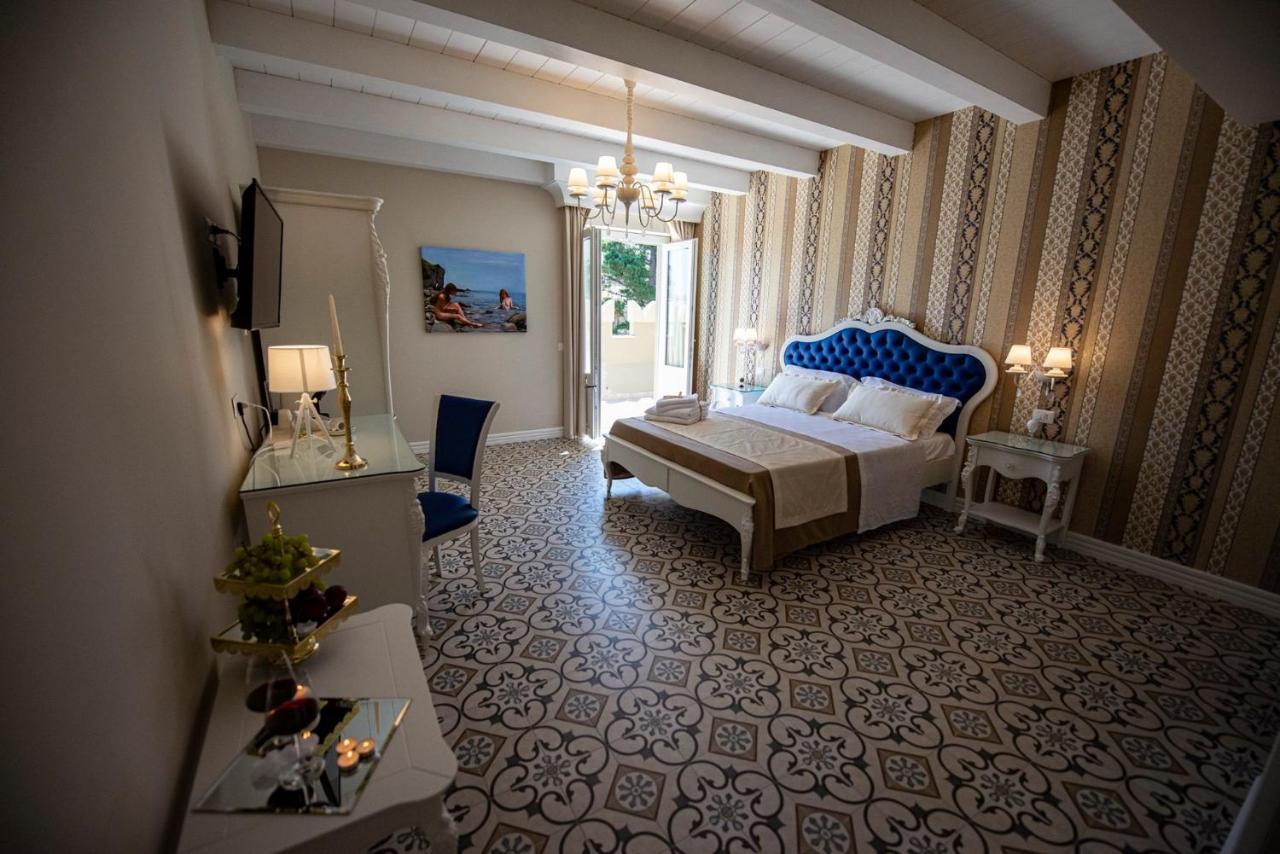 Sui Generis Tropea Luxury Rooms ภายนอก รูปภาพ